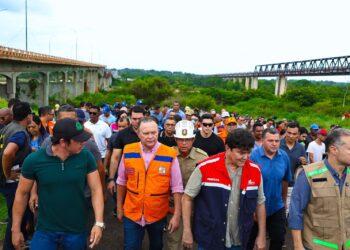 Em coletiva de imprensa, ministro dos Transporte anuncia cerca de R$ 150 milhões para reconstrução da ponte que liga o Maranhão ao Tocantins