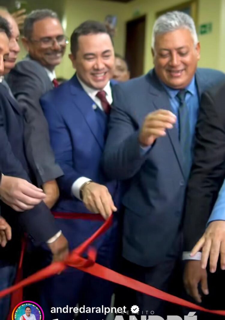 André da Ralpnet, o menino do interior, assume a prefeitura e garante reconstruir a cidade de Pinheiro.