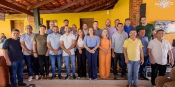 Famem unida e forte: Prefeitos do Médio Sertão também defendem o nome de Roberto Costa na presidência da entidade