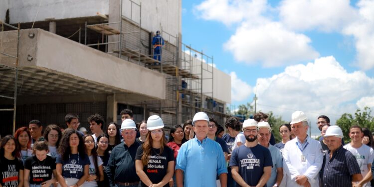 Em São Luís, Brandão realiza vistoria técnica no prédio de Medicina da Uema e anuncia projeto de lei destinando 50% das vagas para alunos de escola pública