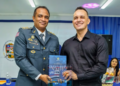 Comandante do 39º BPM prestigia cerimônia de entrega do vade mecum à primeira turma de Direito da UEMA, Campus Lago da Pedra