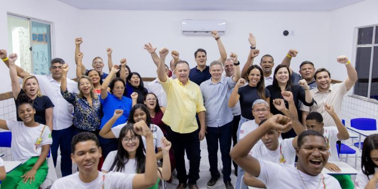 Em Timon, Orleans destaca investimentos estaduais em educação