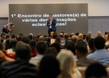 Orleans Brandão participa de encontro com pastores da Grande Ilha