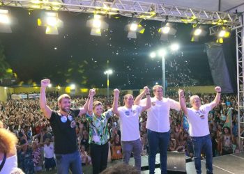 Vereador Marquinhos reúne multidão no Vila Luizão para lançar candidatos e promete desenvolvimento para o bairro