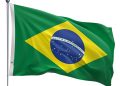 Comerciantes comemoram a recuperação nas vendas de camisas do Brasil que haviam encalhado por causa da Copa